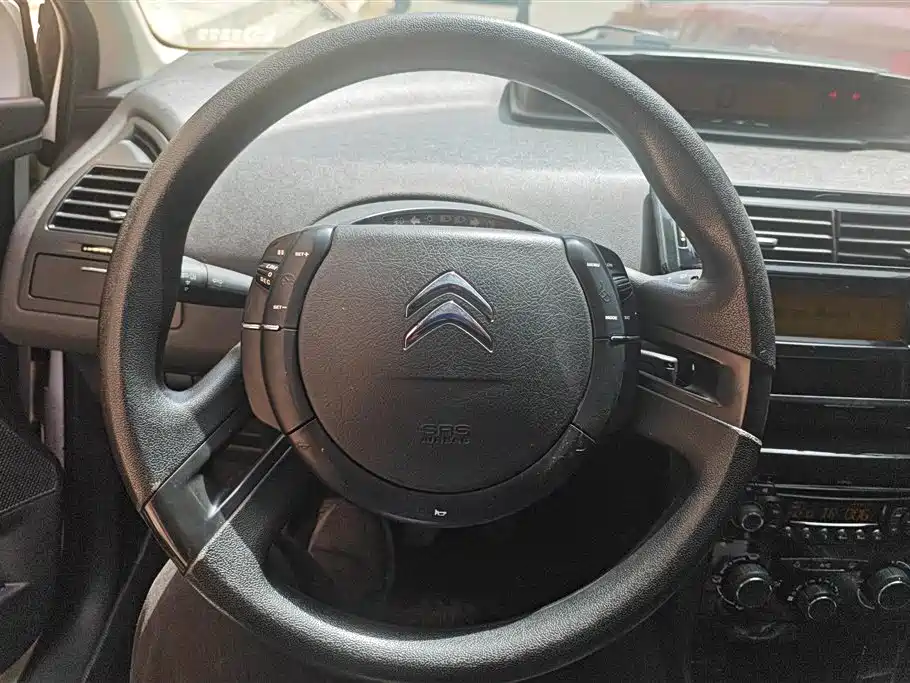 Citroen C-Quatre 2016 — фото 15