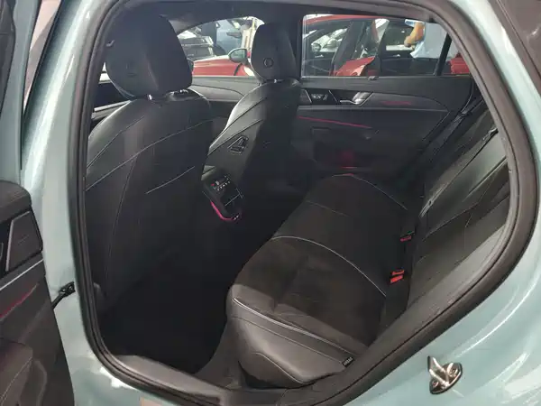 Volkswagen Passat 2024