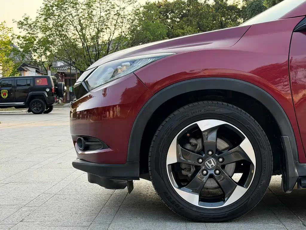 Honda Vezel 2015 — фото 16