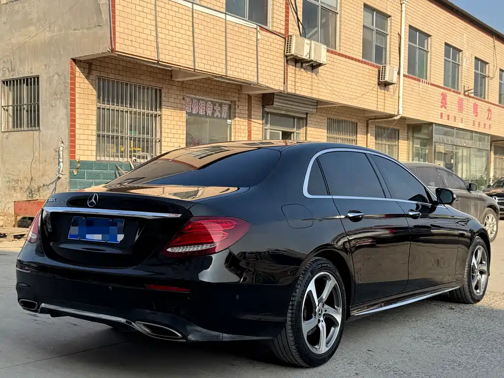 Mercedes-Benz E-Class 2018 — фото 6