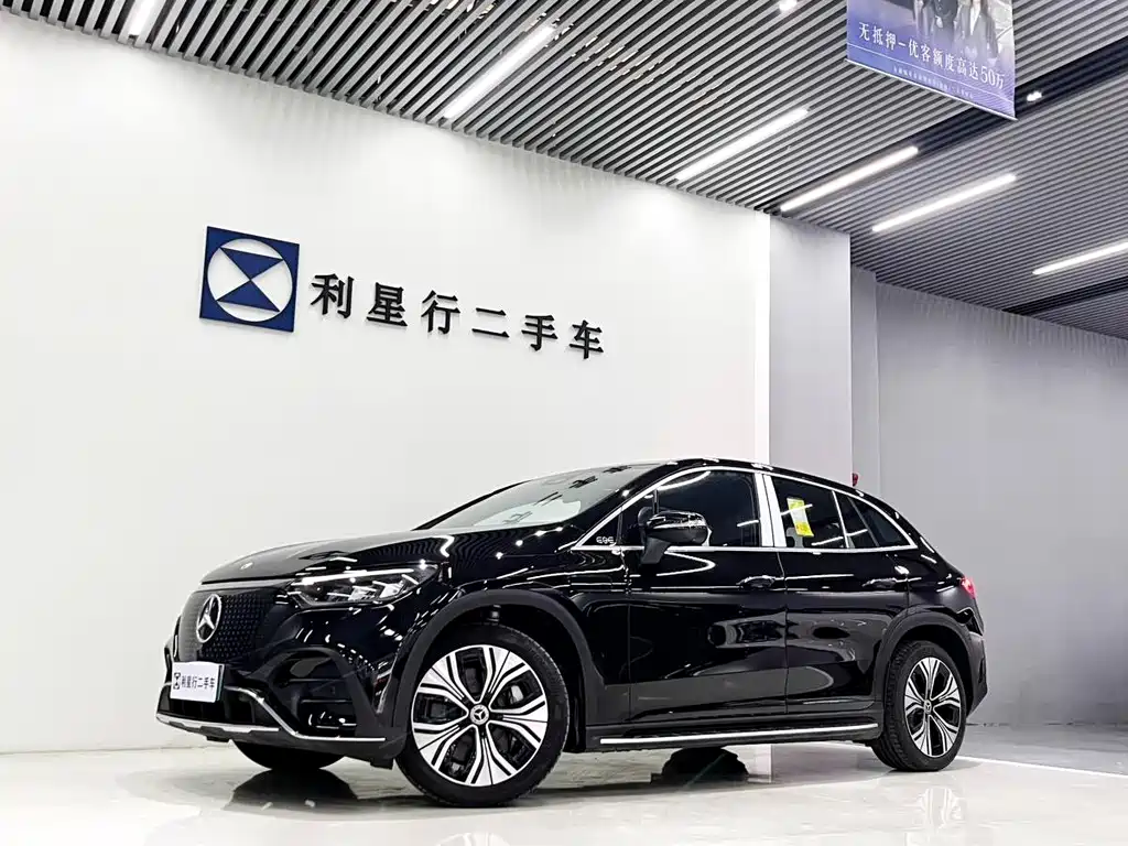 Mercedes-Benz EQE SUV 2025