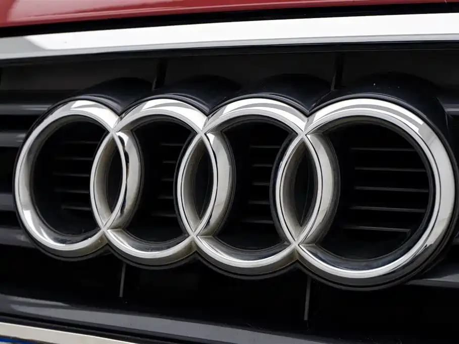 Audi A3 2018 — фото 10