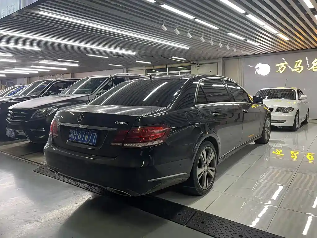 Mercedes-Benz E-Class 2015