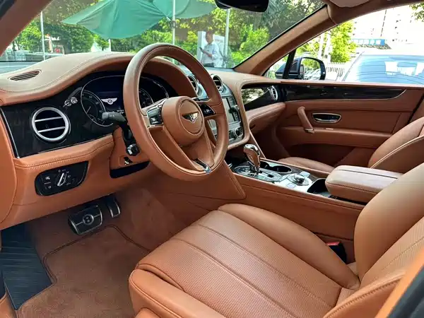 Bentley Bentayga 2017