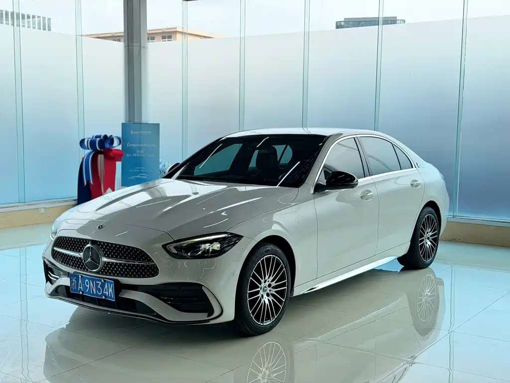 Mercedes-Benz C-Class 2023 — фото 1