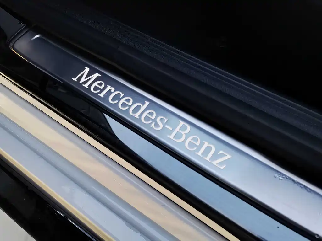 Mercedes-Benz C-Class 2024 — фото 24