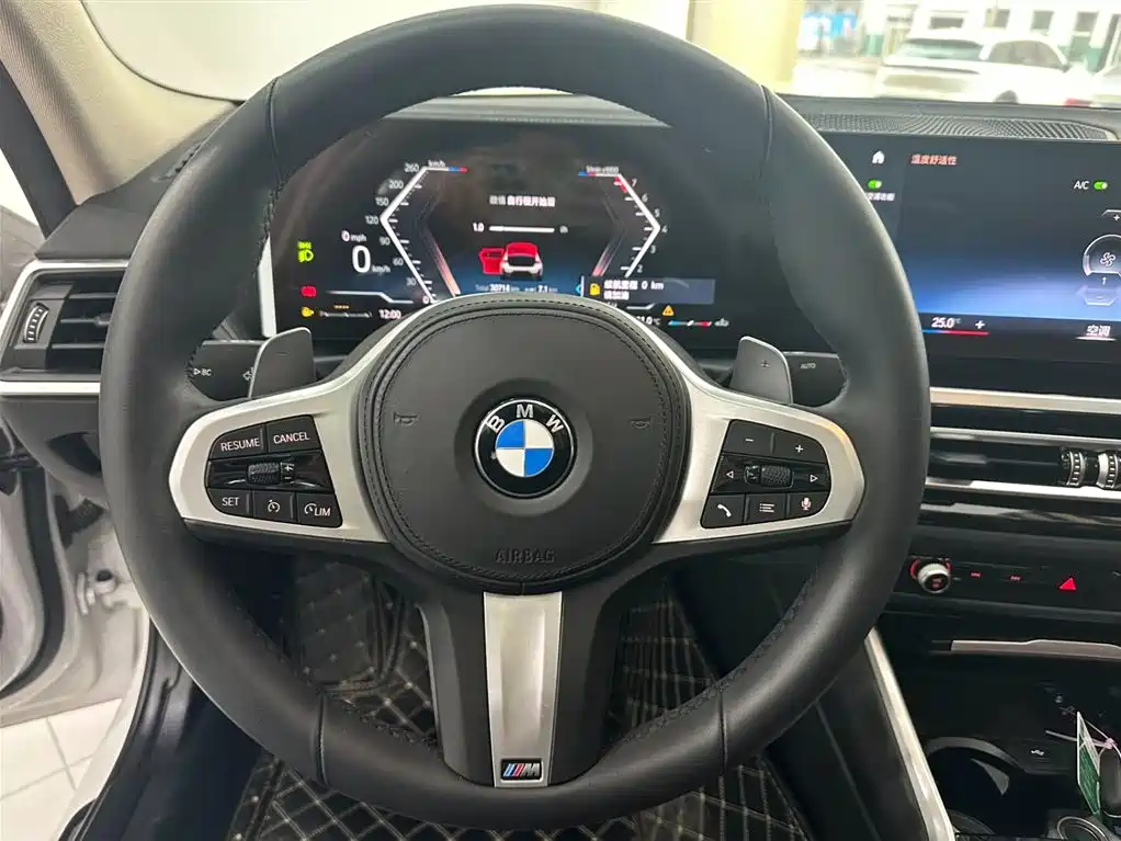BMW 3 Series 2023 — фото 12