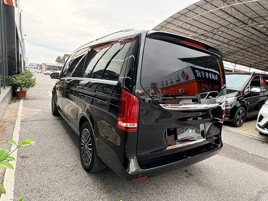 Mercedes-Benz V-Class 2019 — фото 6