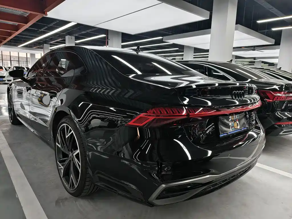 Audi A7L 2025 — фото 17