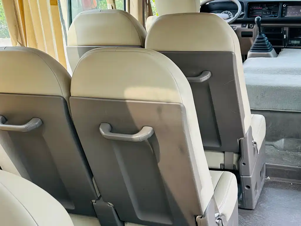 Toyota Coaster 2016 — фото 16