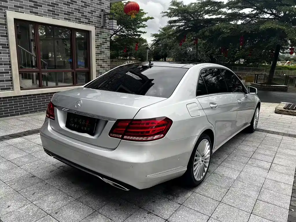 Mercedes-Benz E-Class 2014 — фото 10