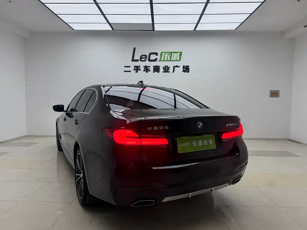 BMW 5 Series 2024