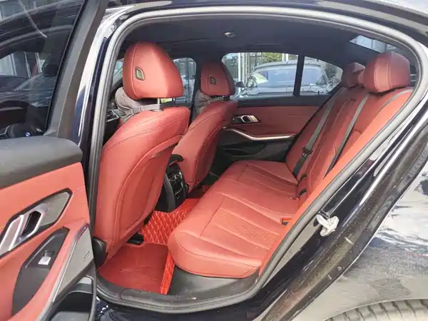 BMW 3 Series 2024