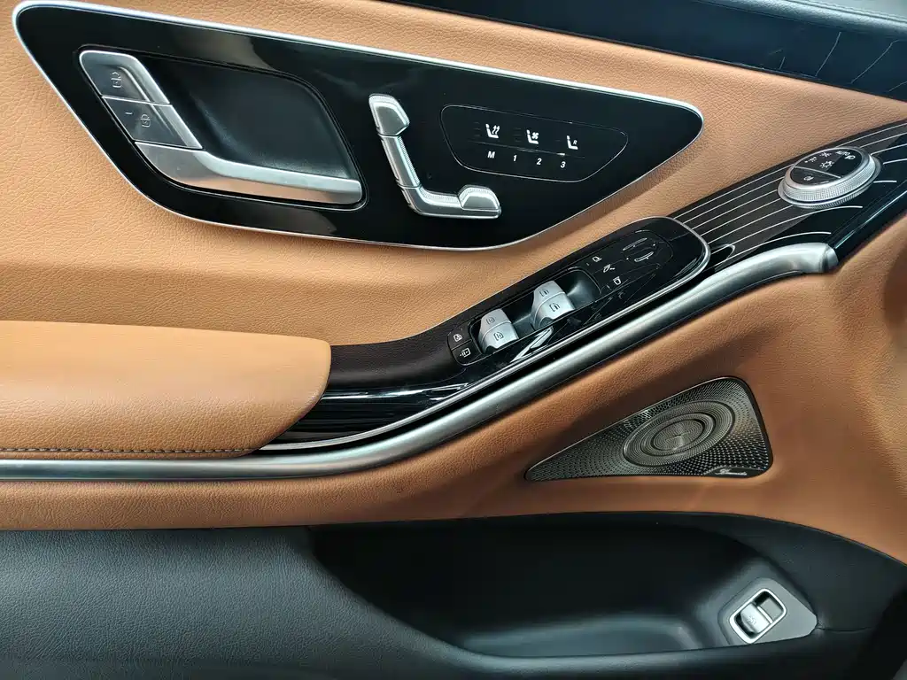 Mercedes-Benz S-Class 2023 — фото 11