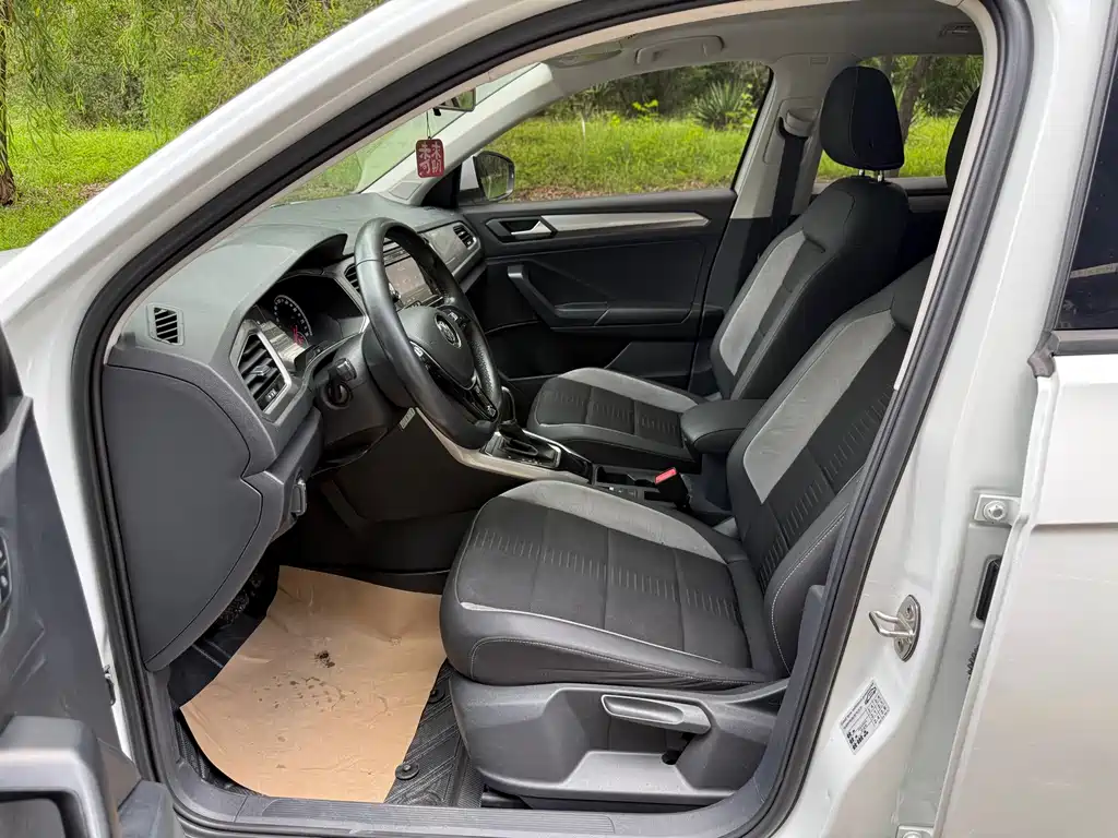 Volkswagen T-Roc 2020