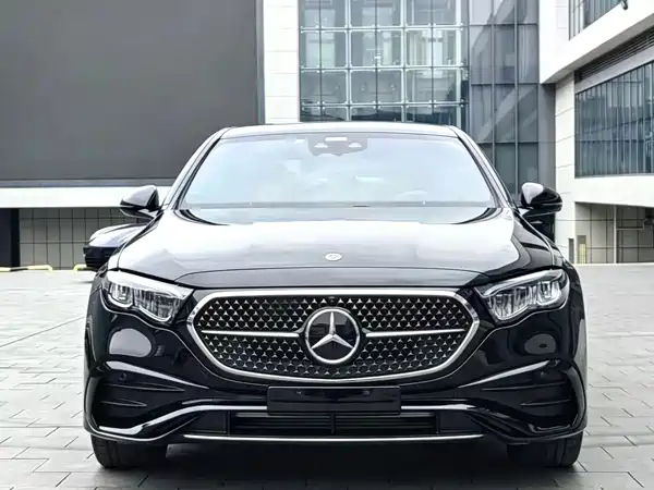 Mercedes-Benz E-Class 2023