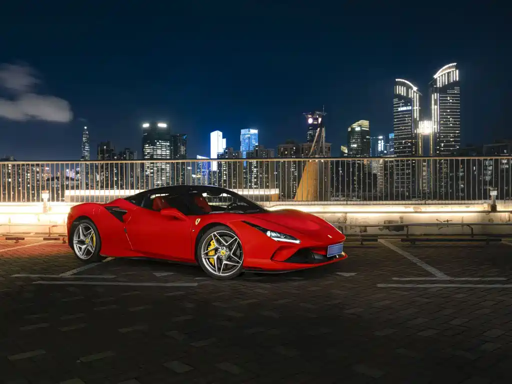 Ferrari F8 2021 — фото 2
