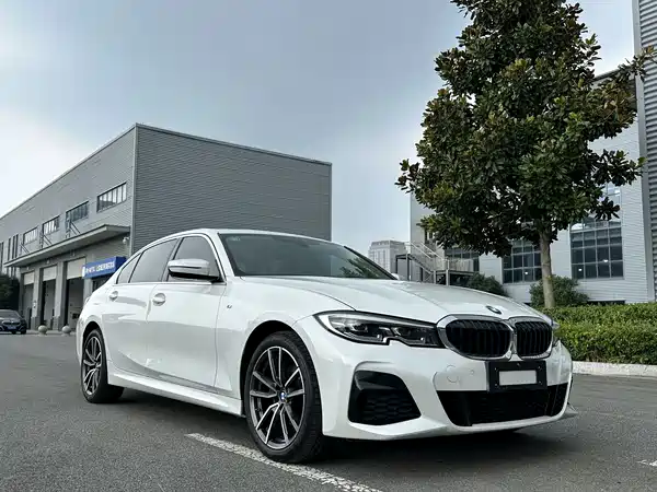 BMW 3 Series 2022