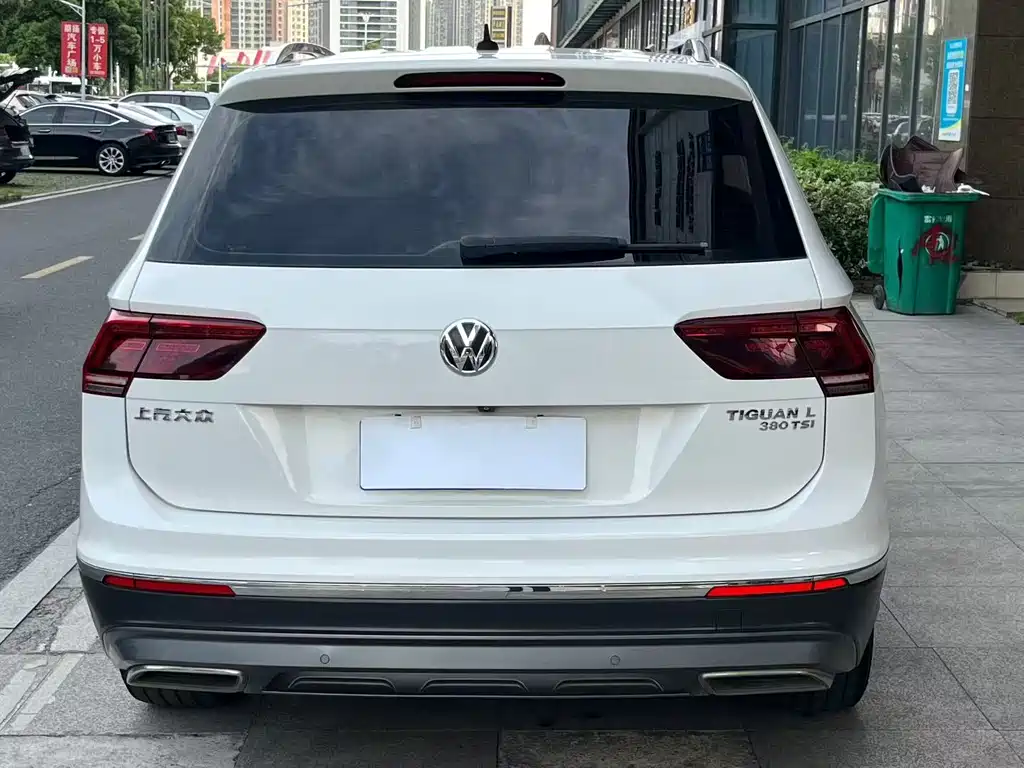 Volkswagen Tiguan L 2018 — фото 5