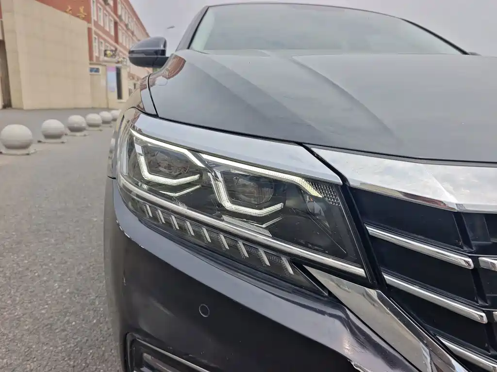 Volkswagen Passat 2019 — фото 15