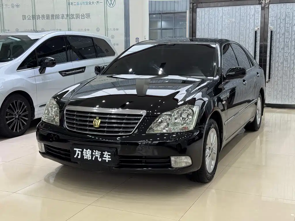 Toyota Crown 2006 — фото 2