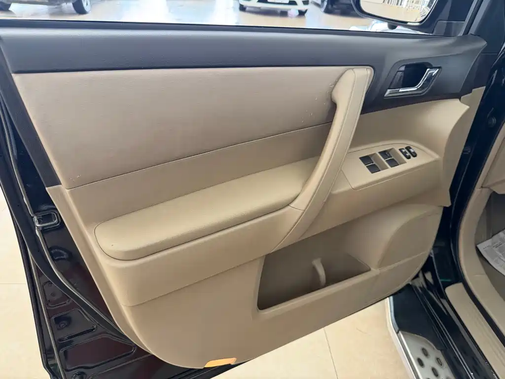 Toyota Highlander 2014 — фото 23