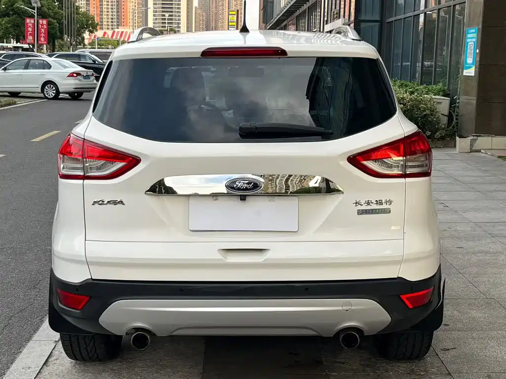 Ford Kuga 2016 — фото 5