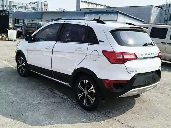 BAIC Shenbao X25 2016