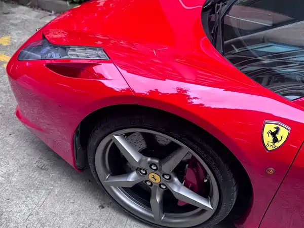 Ferrari 458 2017