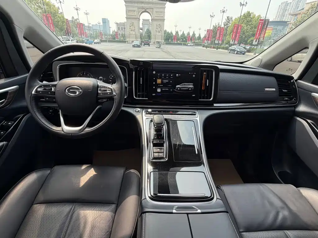 GAC Trumpchi M8 2022 — фото 10