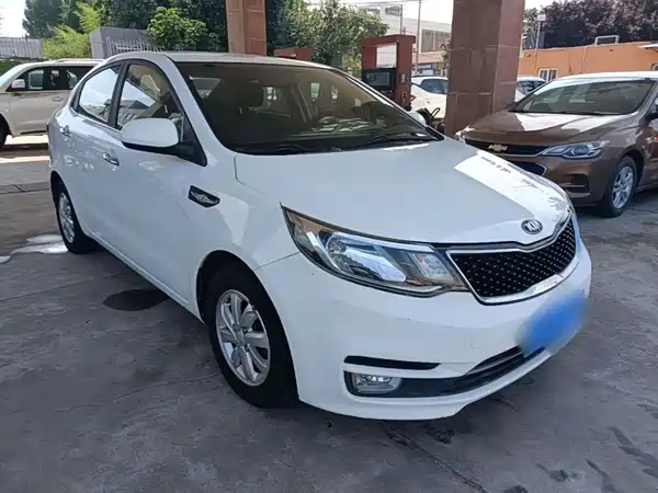 Kia K2 2015