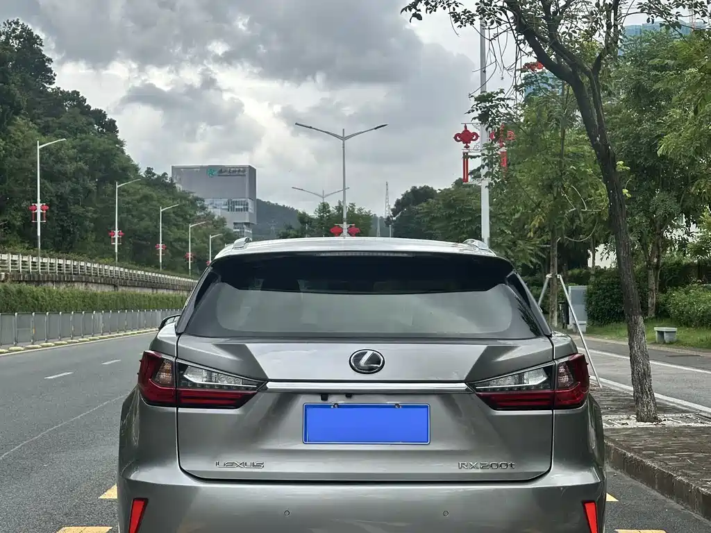 Lexus RX 2017 — фото 9