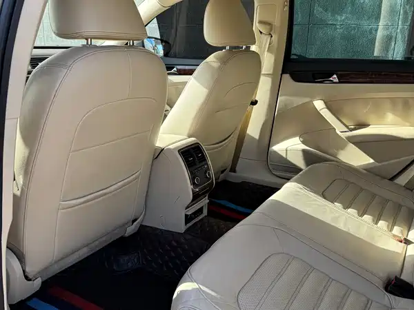Volkswagen Passat 2012
