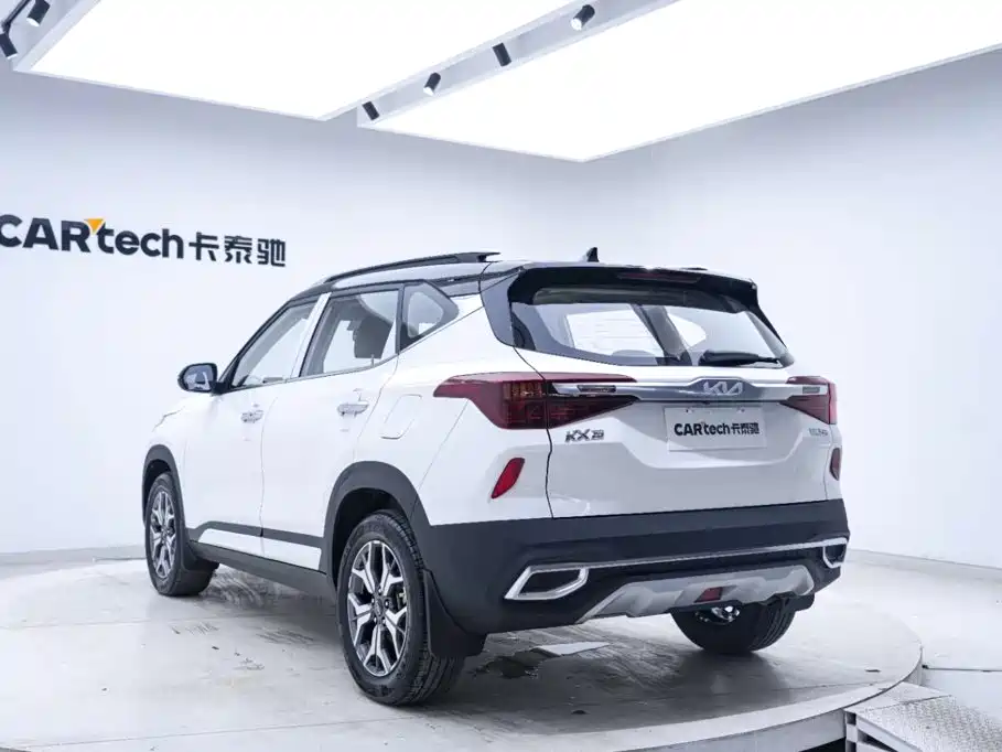 Kia KX3 2023 — фото 18