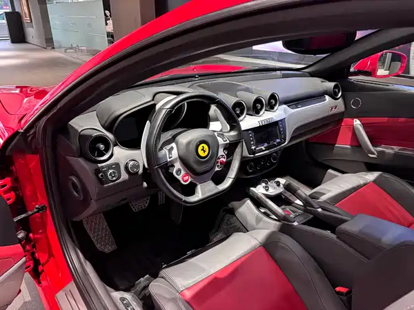 Ferrari FF 2012