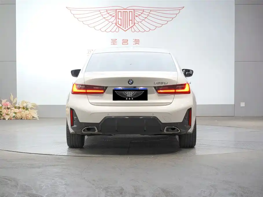BMW 3 Series 2024