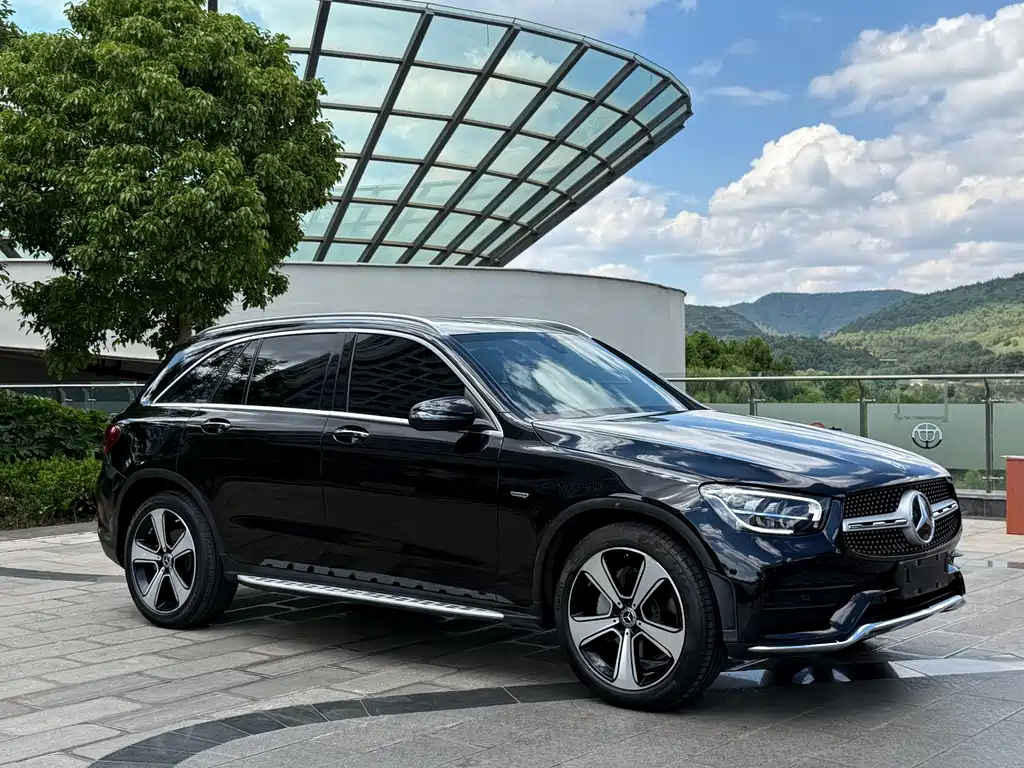 Mercedes-Benz GLC 2022 — фото 3