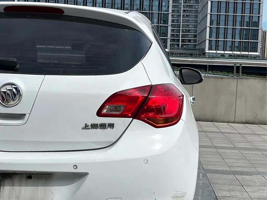Buick Excelle 2015