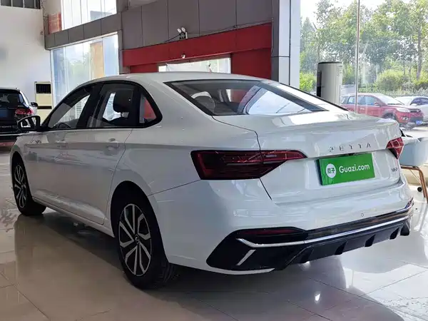 Jetta VA7 2025