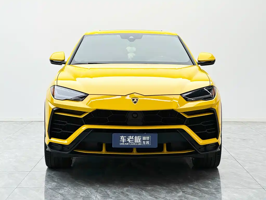 Lamborghini Urus 2023 — фото 2