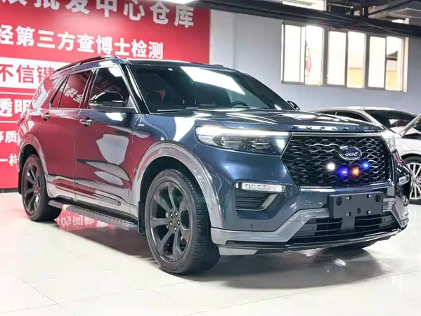 Ford Explorer 2023