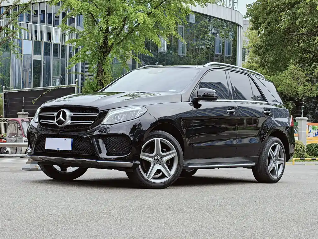 Mercedes-Benz GLE 2018 — фото 1