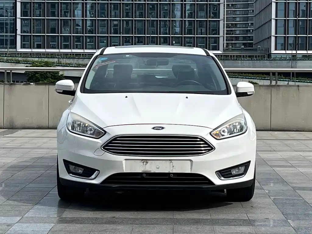 Ford Focus 2015 — фото 2