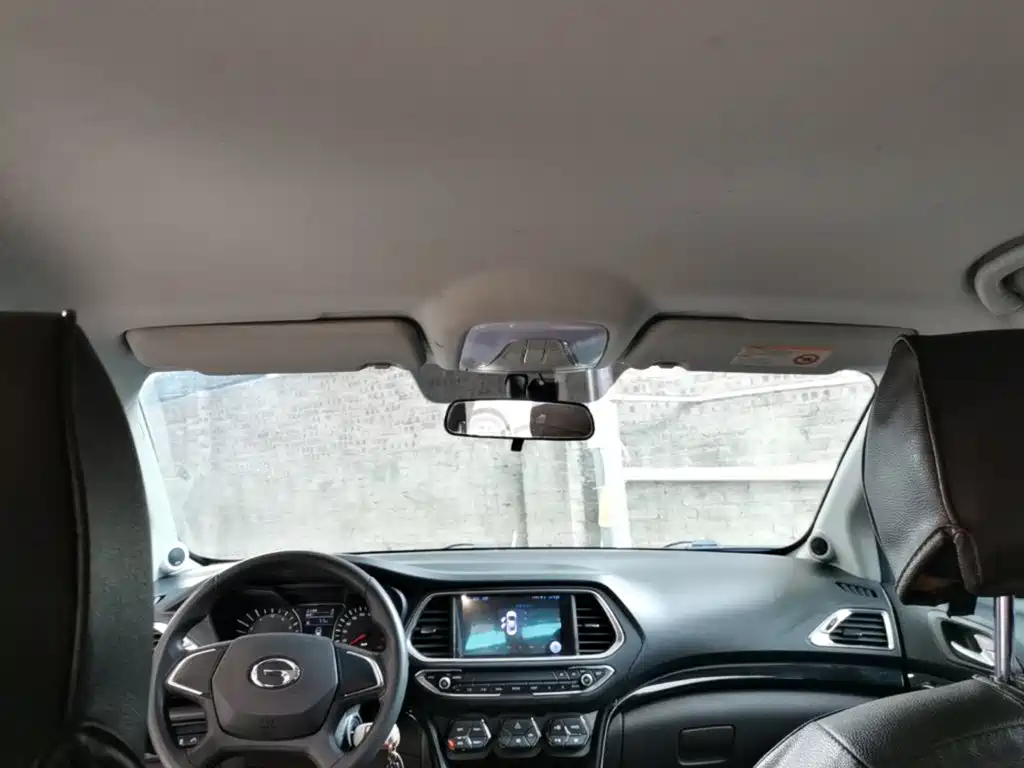 GAC Trumpchi GS4 2015 — фото 8