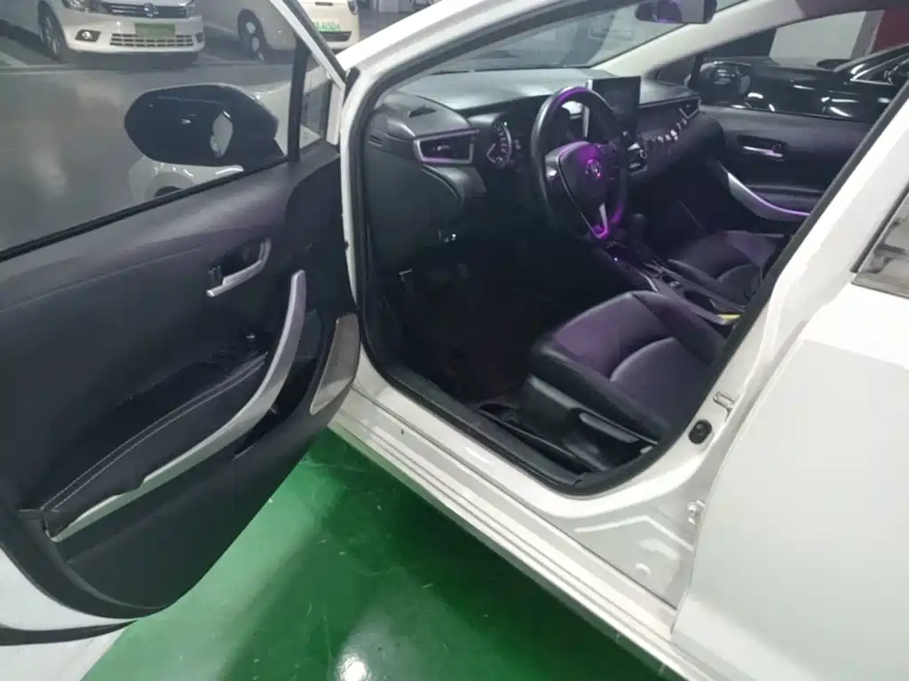 Toyota Corolla 2019 — фото 16