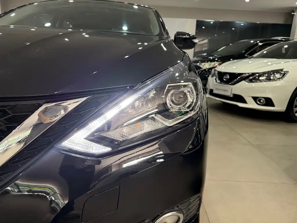Nissan Sylphy 2018 — фото 17