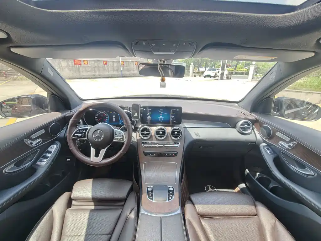 Mercedes-Benz GLC 2020 — фото 12