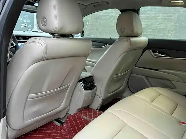 Cadillac XTS 2015