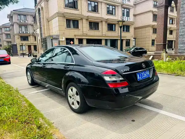 Mercedes-Benz S-Class 2008
