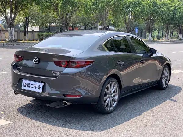 Mazda 3 Axela 2021